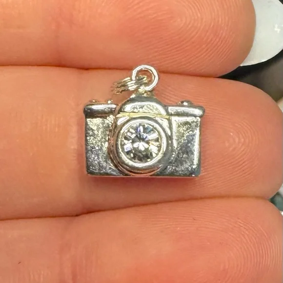 Vintage Sterling Silver .925 Charm Pendant Camera with Cubic Zirconia - Picture 1 of 5